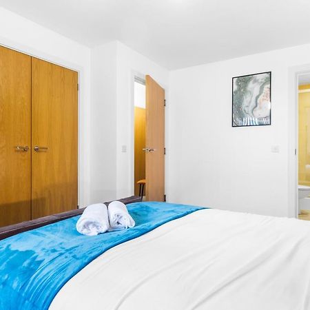 Ebra Stays - Luxury 2 Bedroom Apartment - Birmingham Exterior photo